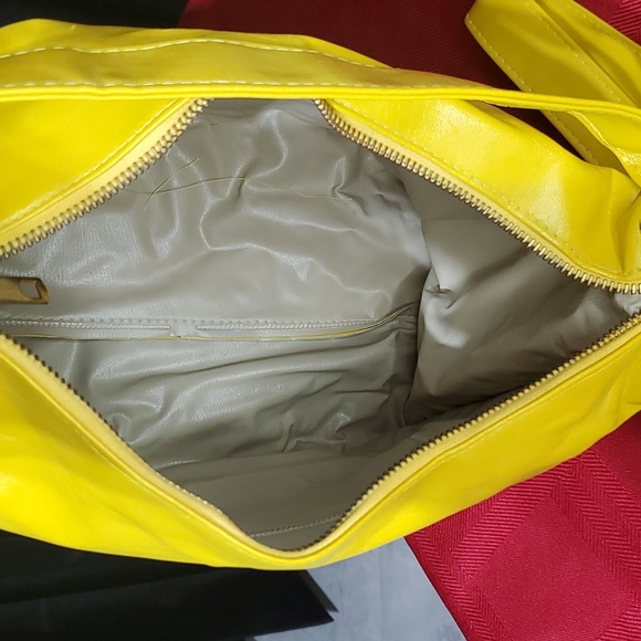 Vintage Bright Yellow handbag - Picture 5 of 13